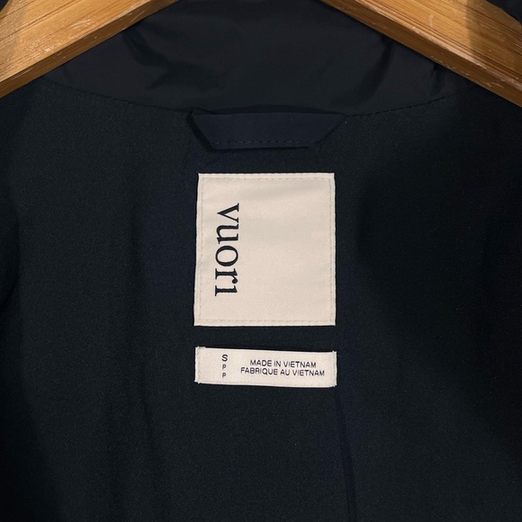 NWT Vuori Canyon Insulated Jacket size Small in Black - Picture 7 of 8